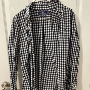 Vineyard Vines men’s button-down flannel shirt